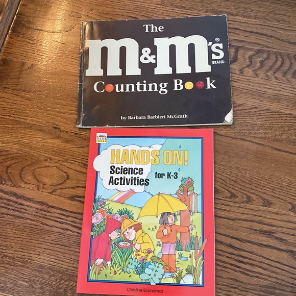 9 Book Science, Math and Animals Children’s Set - Picture 5 of 5